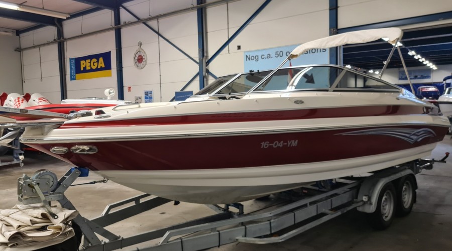 Larson LXi 228 Bowrider