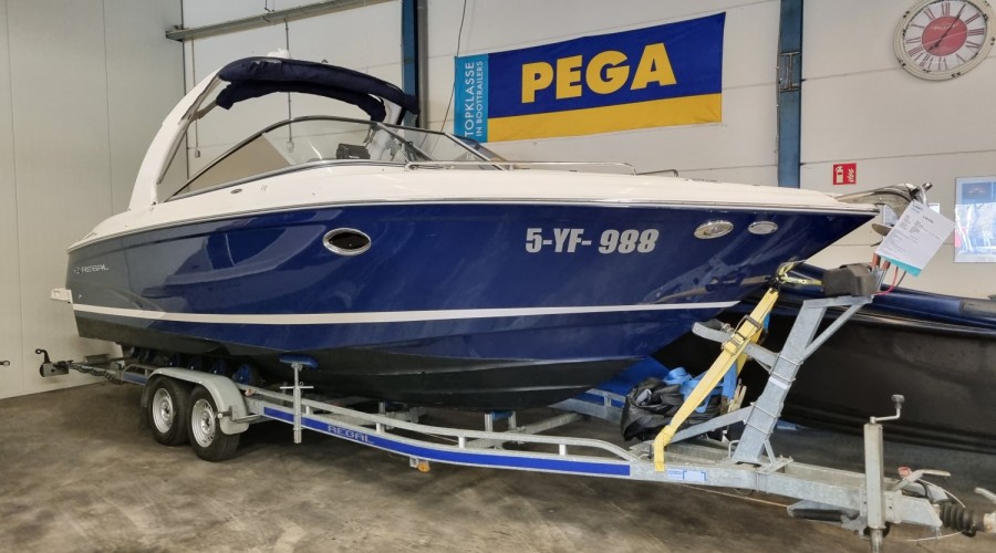 Superdikke Regal 2750 Cuddy