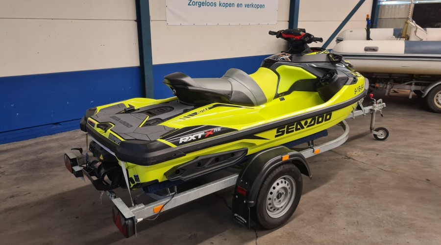 Sea Doo RXT-X 300RS