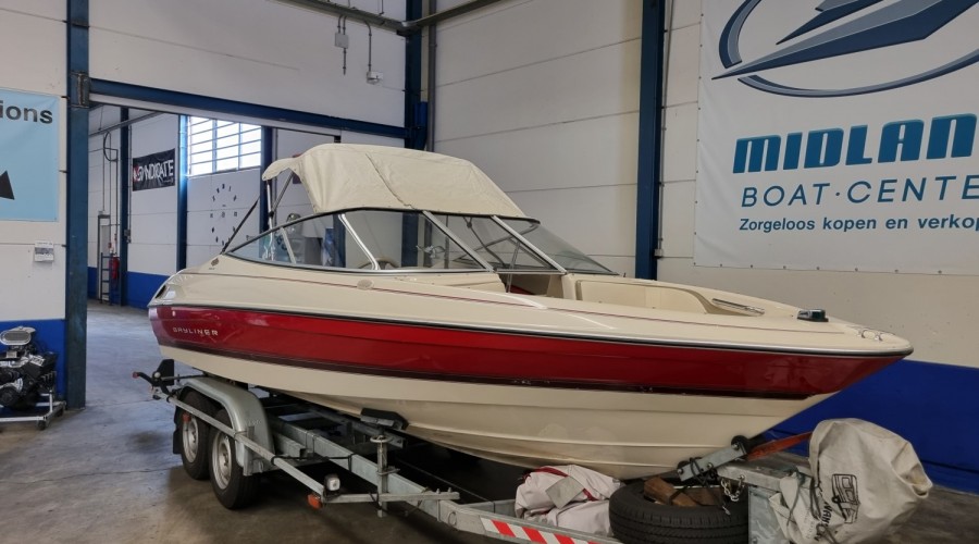 Bayliner Capri 2050SS 