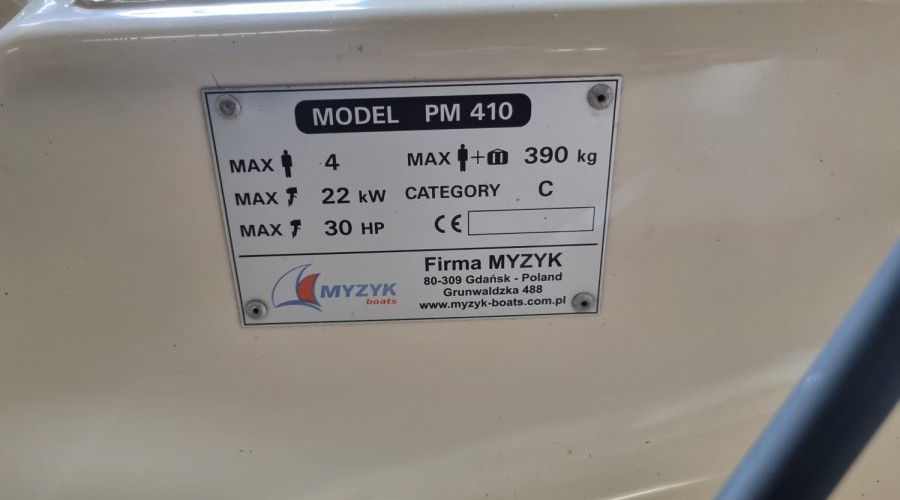 Myzyk PM 410 met Suzuki DF9,9 en trailer