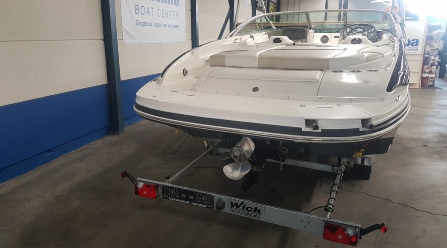 Rinker 226 Captiva R1