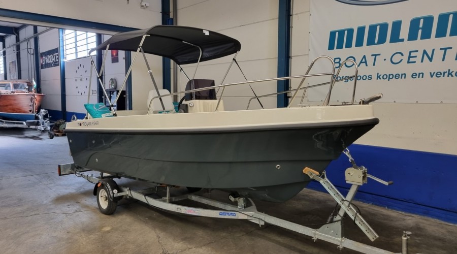 Nieuwe Moonday 480 Fisher met Nieuwe Yamaha F15